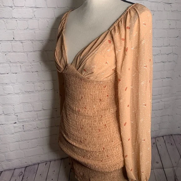 FASHIONNOVA Walk That Smock Mini Dress! - Picture 10 of 14